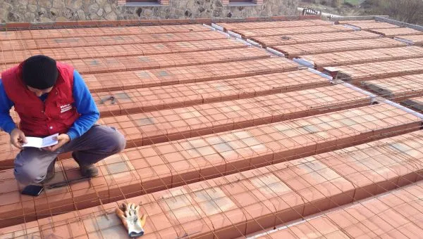Ampliar un balcón para convertirlo en una terraza